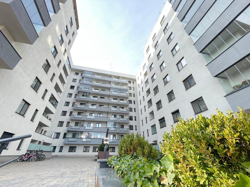 Grozavesti, inchiriere apartament 2 camere, bloc nou, etaj 3, mobilat.